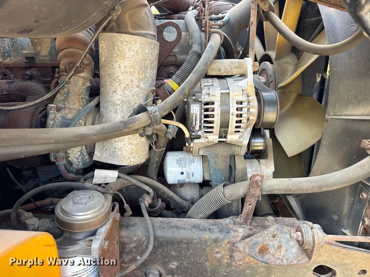 image for item ER0137 2000 International 4900 dump truck