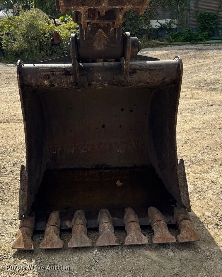 image for item ER0138 2008 Komatsu PC160LC-7 excavator