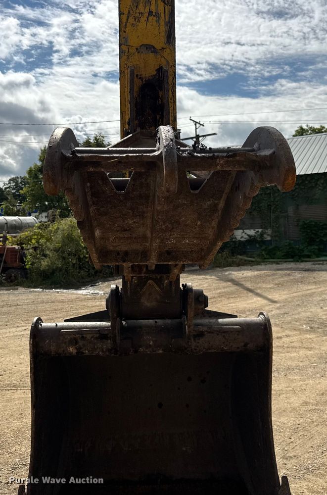 image for item ER0138 2008 Komatsu PC160LC-7 excavator