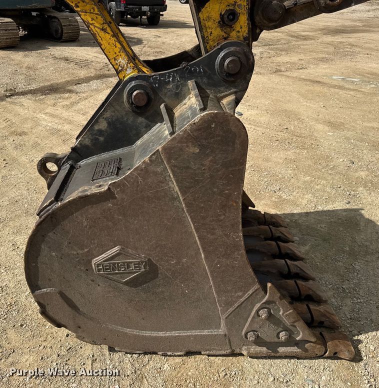 image for item ER0138 2008 Komatsu PC160LC-7 excavator