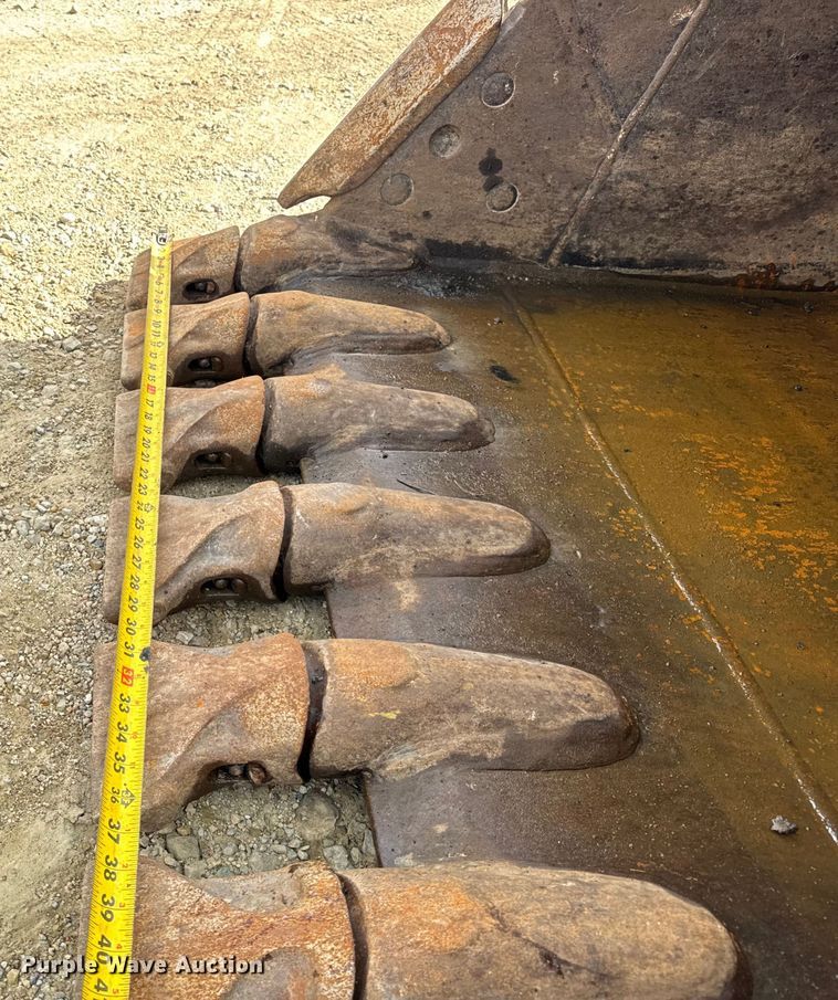 image for item ER0138 2008 Komatsu PC160LC-7 excavator