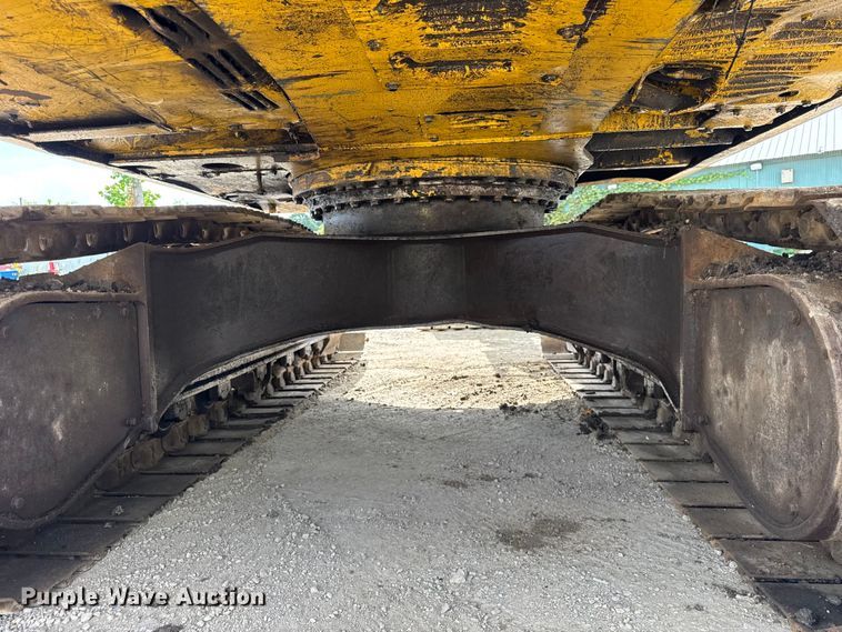 image for item ER0138 2008 Komatsu PC160LC-7 excavator