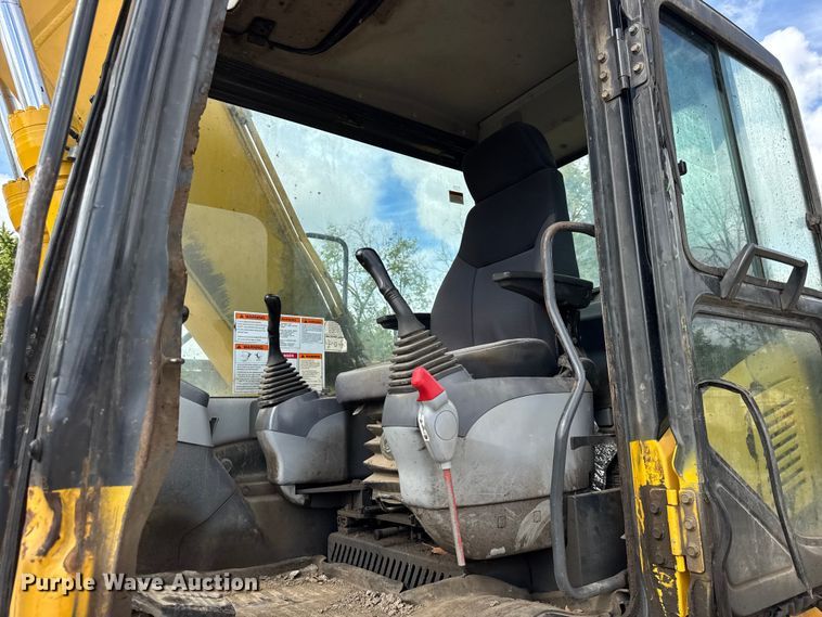 image for item ER0138 2008 Komatsu PC160LC-7 excavator