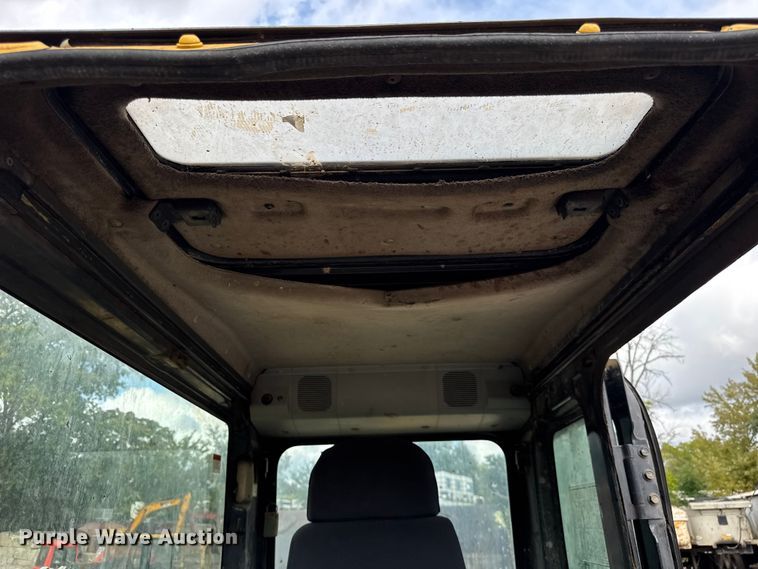 image for item ER0138 2008 Komatsu PC160LC-7 excavator