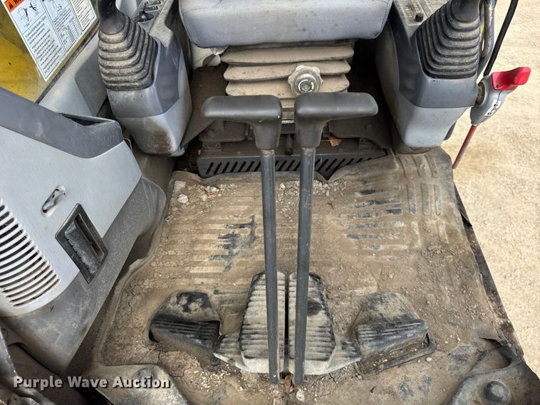 image for item ER0138 2008 Komatsu PC160LC-7 excavator