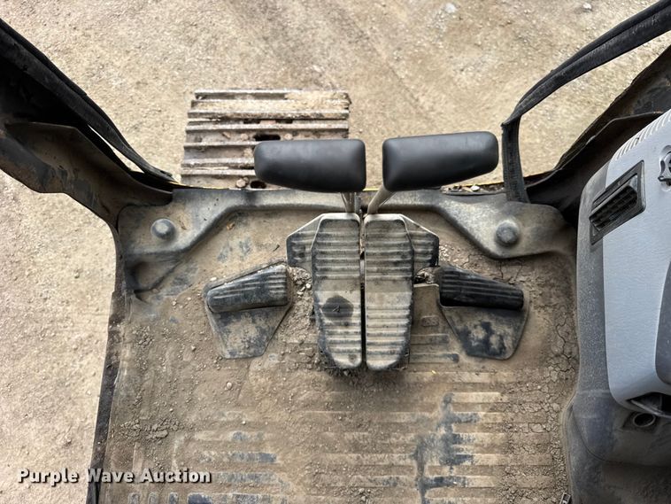 image for item ER0138 2008 Komatsu PC160LC-7 excavator