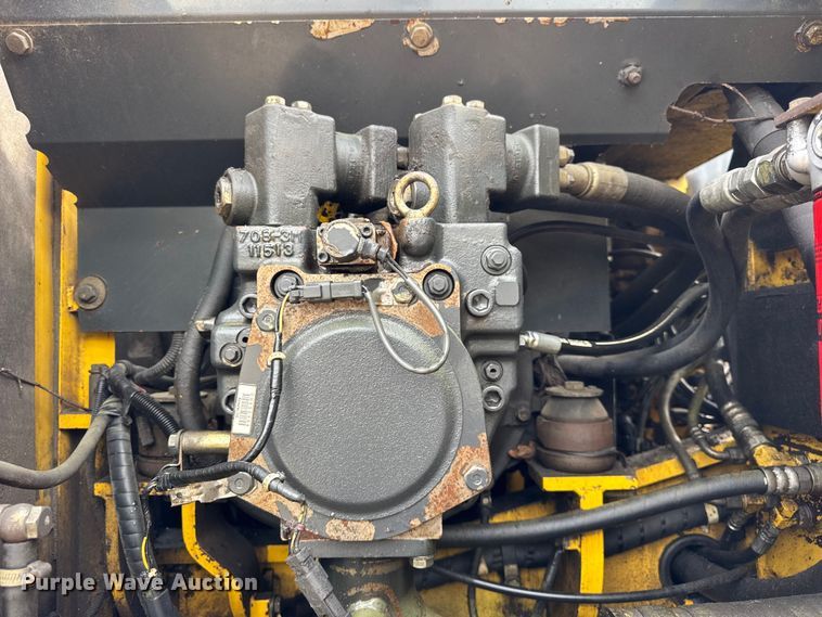 image for item ER0138 2008 Komatsu PC160LC-7 excavator