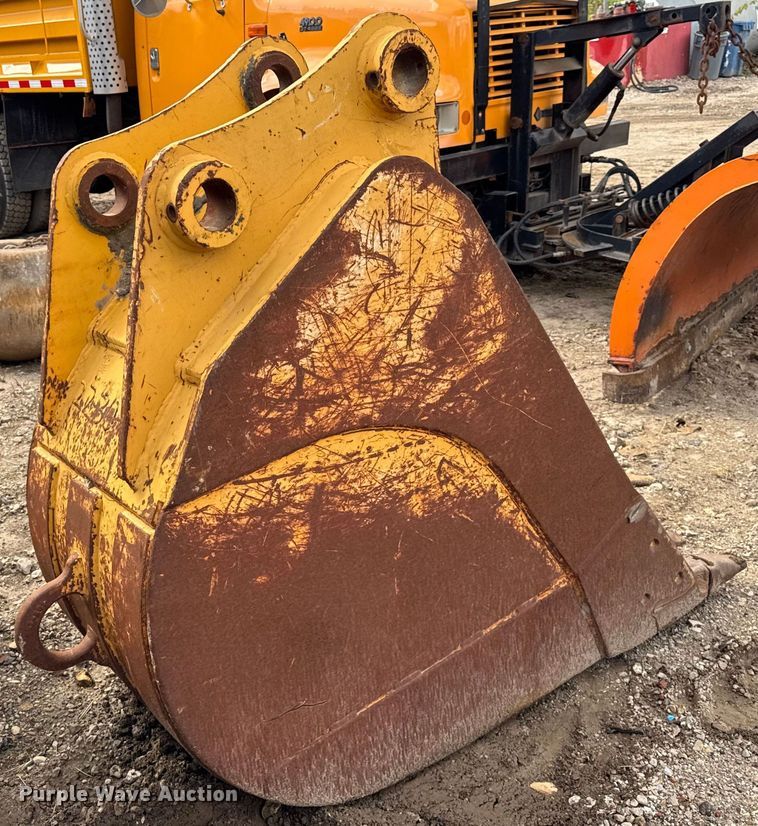 image for item ER0140 Excavator bucket