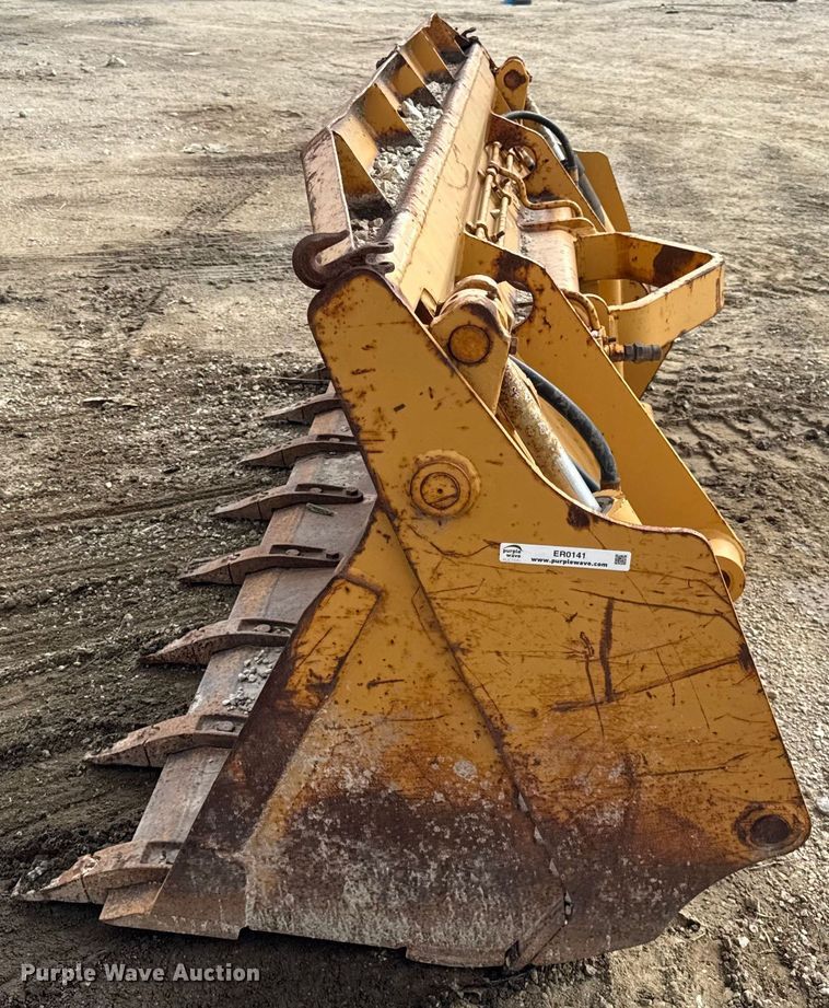 image for item ER0141 Four-in-one bucket