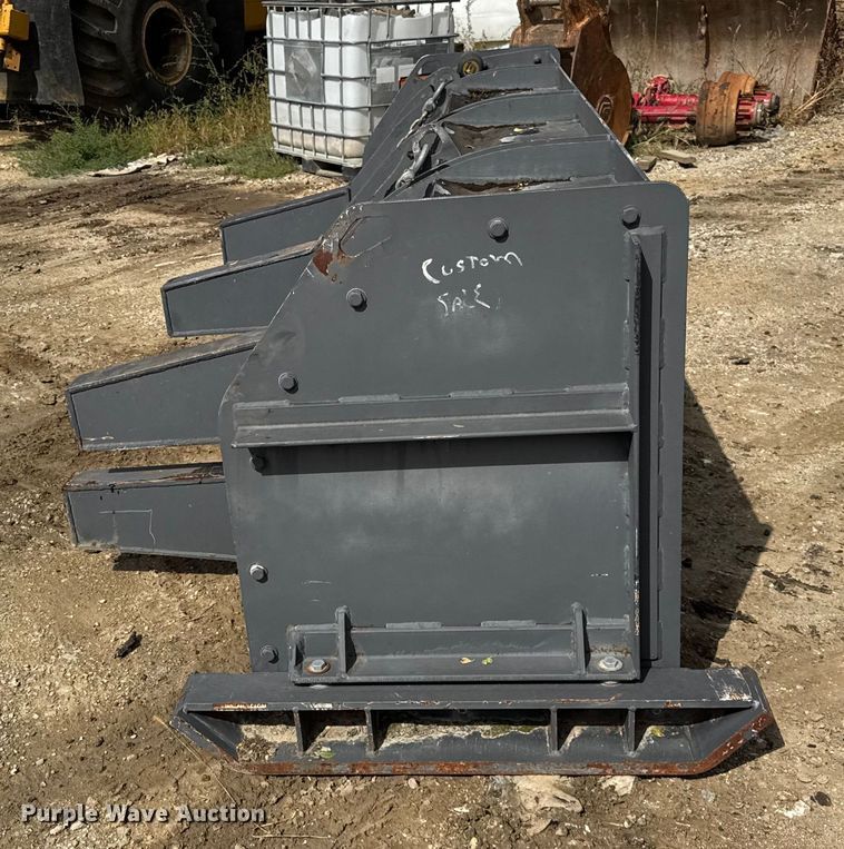 image for item ER0142 Henke wheel loader snow pusher