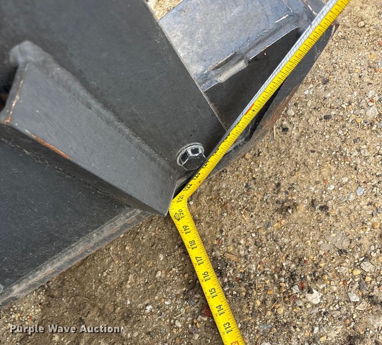 image for item ER0142 Henke wheel loader snow pusher