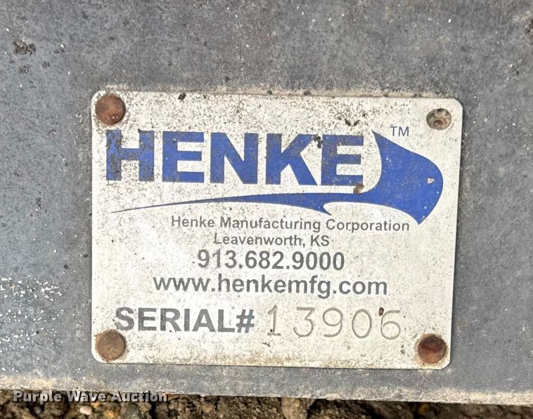 image for item ER0142 Henke wheel loader snow pusher