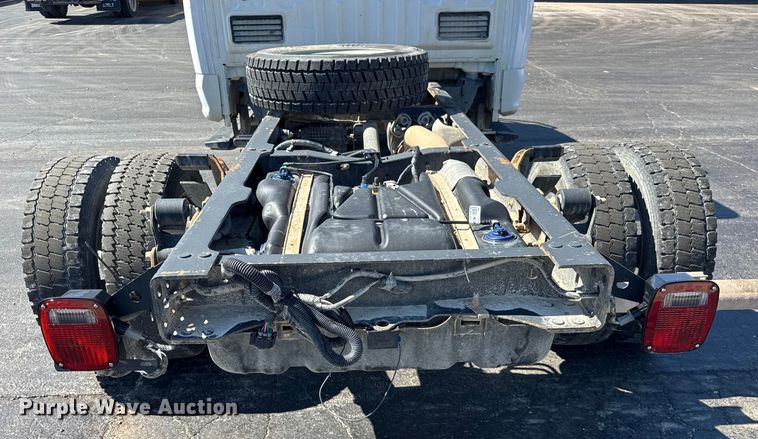 image for item ER0156 2017 Ford F450 Super Duty truck cab and chassis