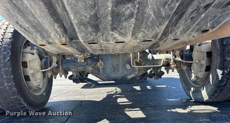 image for item ER0156 2017 Ford F450 Super Duty truck cab and chassis