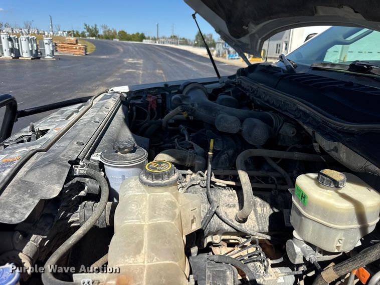 image for item ER0156 2017 Ford F450 Super Duty truck cab and chassis