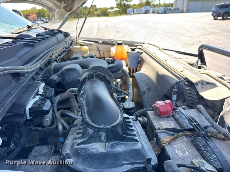 image for item ER0156 2017 Ford F450 Super Duty truck cab and chassis