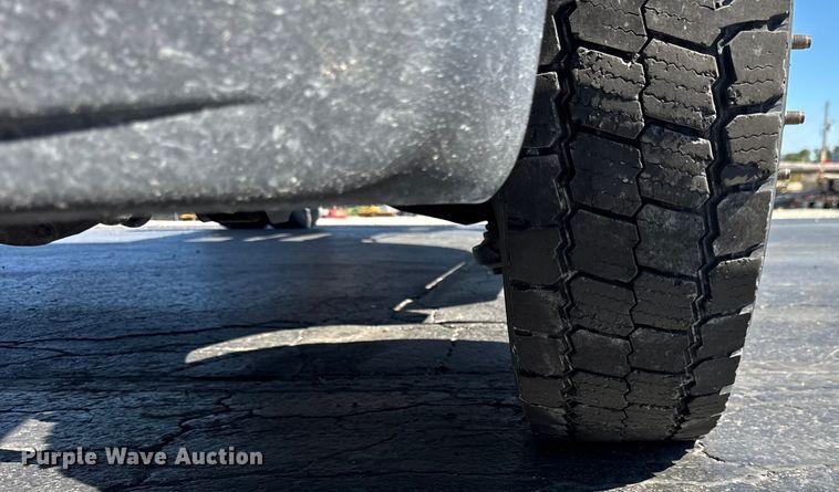 image for item ER0156 2017 Ford F450 Super Duty truck cab and chassis