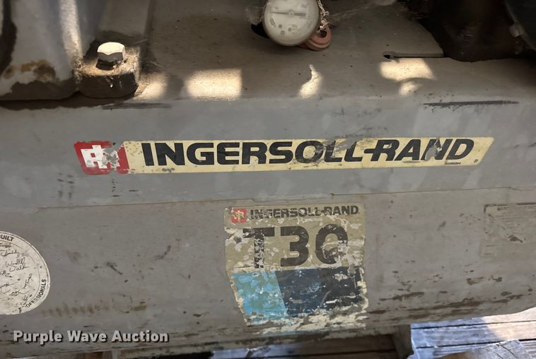 image for item ER0157 Ingersoll Rand T30 air compressor