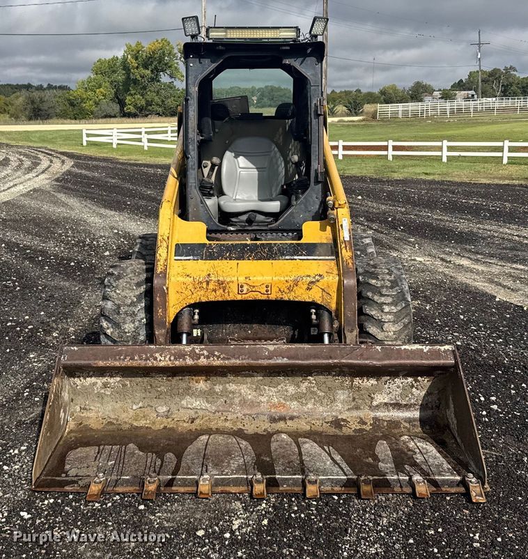 image for item ER2445 2005 Caterpillar 246B skid steer loader