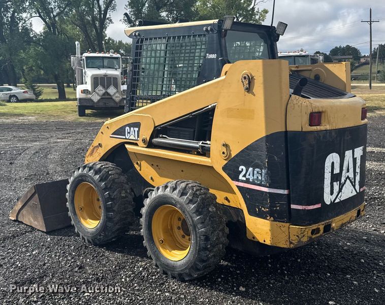 image for item ER2445 2005 Caterpillar 246B skid steer loader