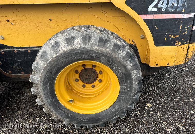 image for item ER2445 2005 Caterpillar 246B skid steer loader