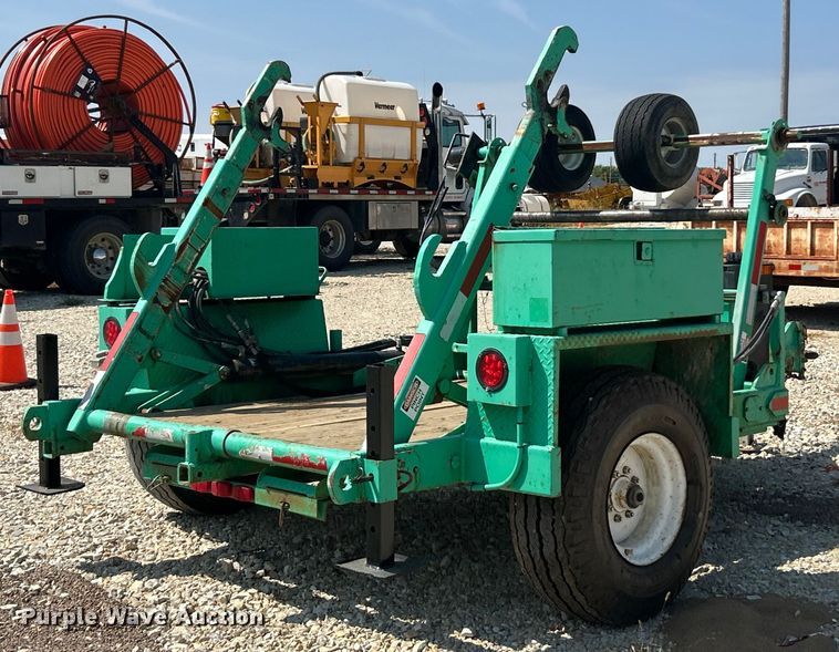 image for item ET3163 Larson reel trailer