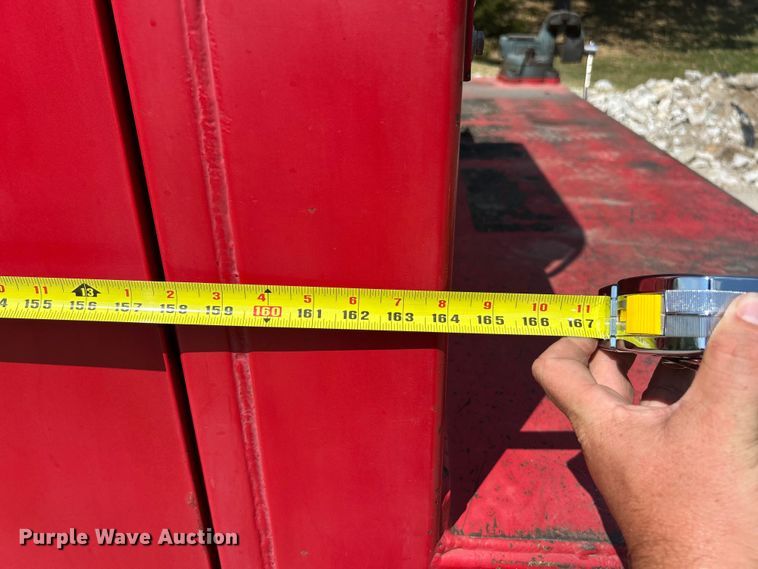 image for item ET3192 2000 Ford F650 Super Duty XL  utility / service truck