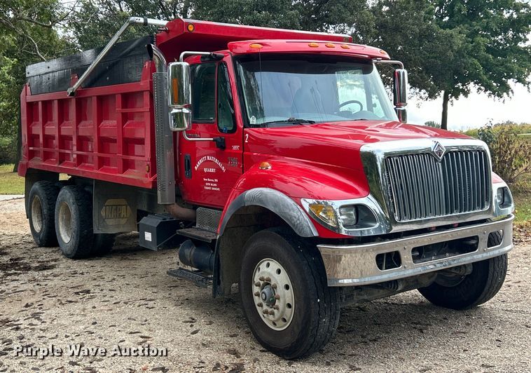 image for item ET3202 2007 International 7500 dump truck