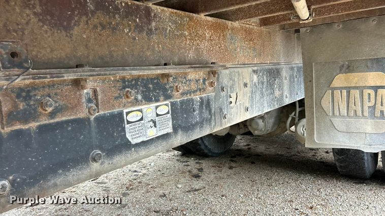 image for item ET3202 2007 International 7500 dump truck