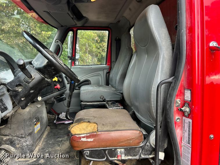 image for item ET3202 2007 International 7500 dump truck