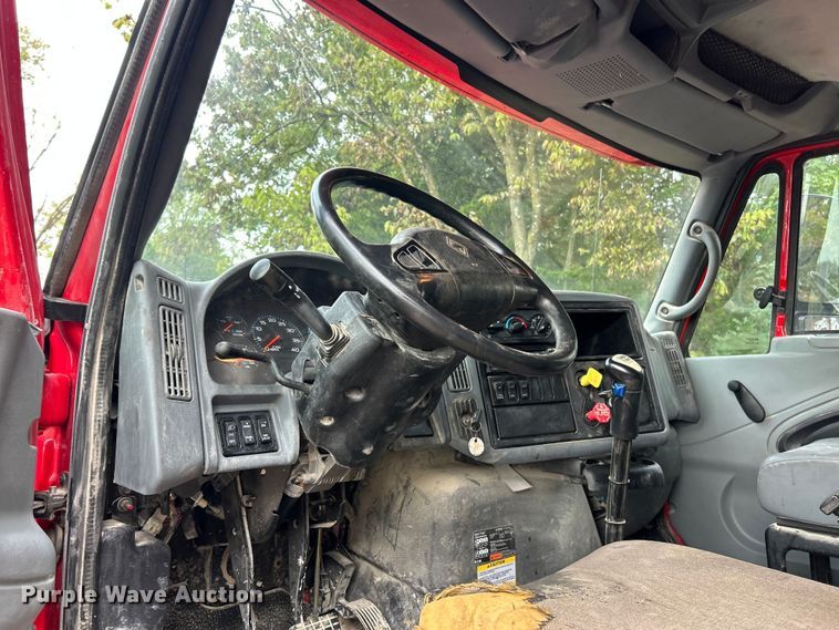 image for item ET3202 2007 International 7500 dump truck