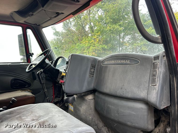 image for item ET3202 2007 International 7500 dump truck