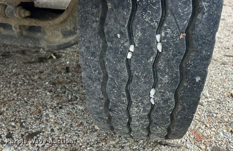 image for item ET3202 2007 International 7500 dump truck