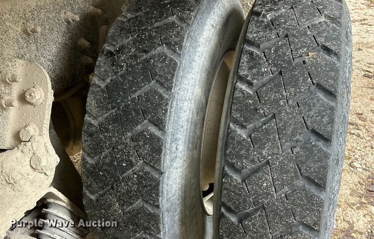 image for item ET3202 2007 International 7500 dump truck