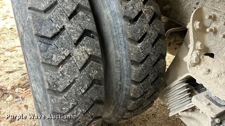 image for item ET3202 2007 International 7500 dump truck