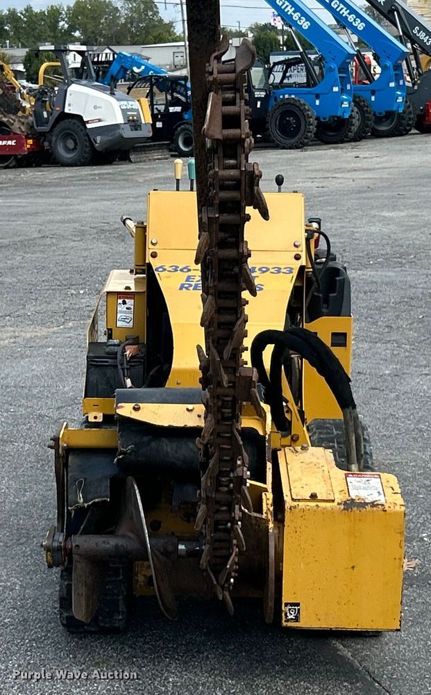 image for item ET3204 2022 Vermeer RTX250 trencher
