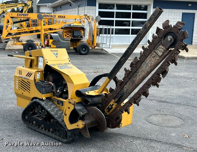 image for item ET3204 2022 Vermeer RTX250 trencher