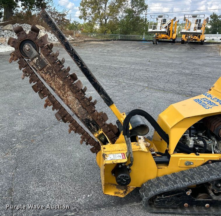 image for item ET3204 2022 Vermeer RTX250 trencher