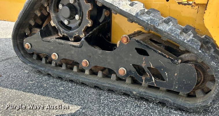 image for item ET3204 2022 Vermeer RTX250 trencher