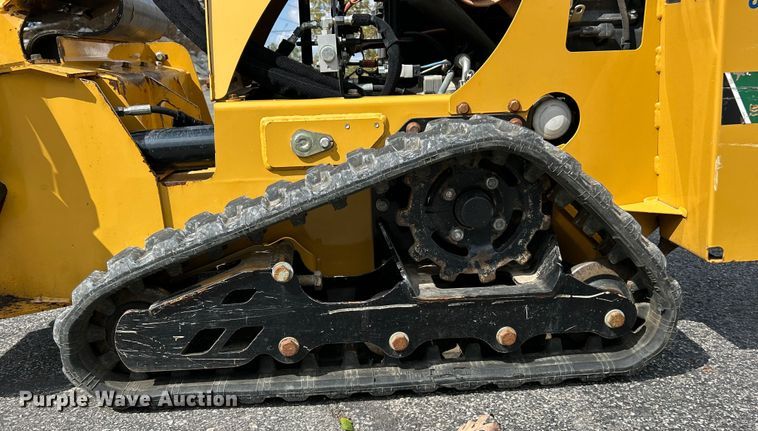 image for item ET3204 2022 Vermeer RTX250 trencher
