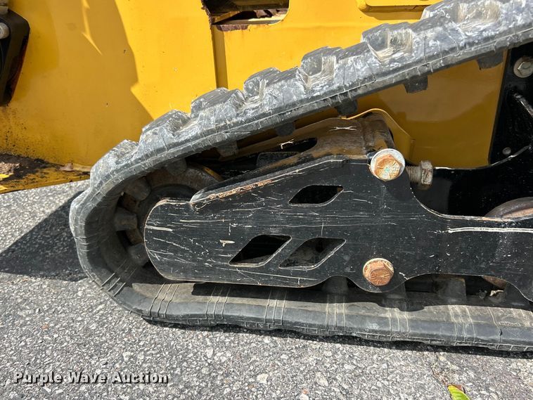 image for item ET3204 2022 Vermeer RTX250 trencher