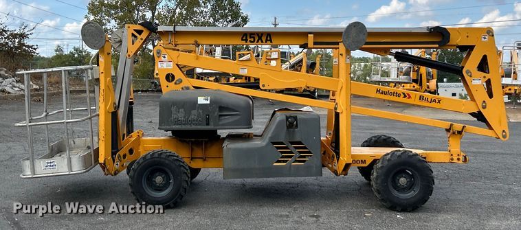 image for item ET3205 2015 Haulotte 45XA  boom lift