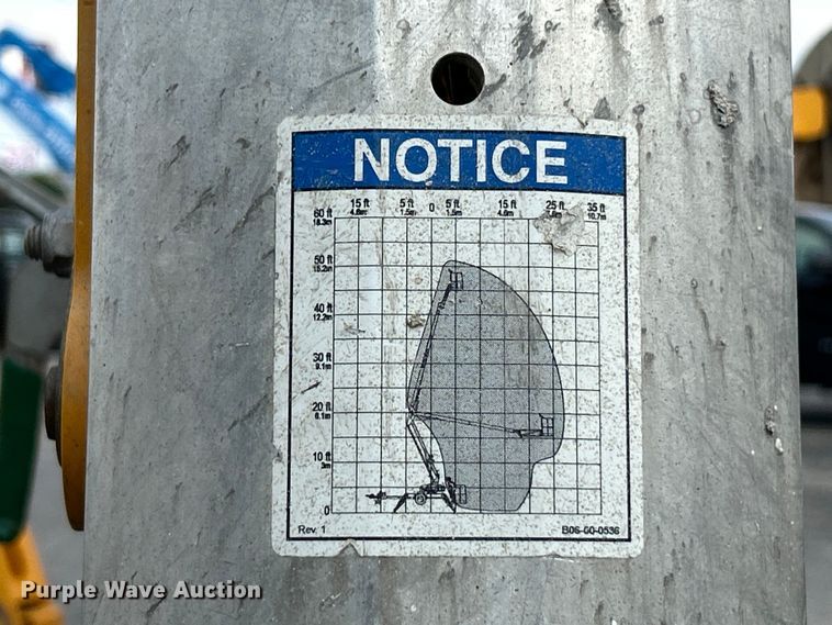 image for item ET3205 2015 Haulotte 45XA  boom lift