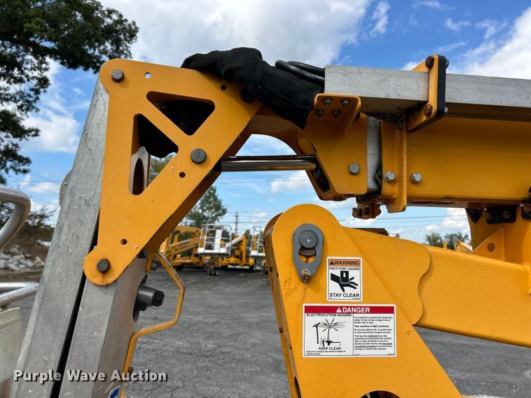image for item ET3205 2015 Haulotte 45XA  boom lift