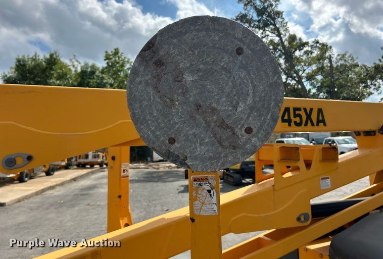 image for item ET3205 2015 Haulotte 45XA  boom lift