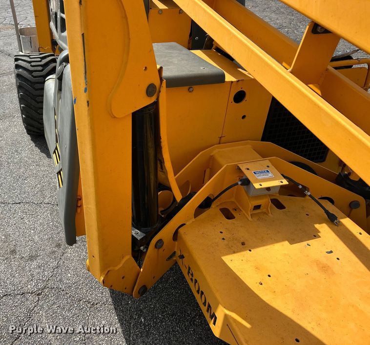 image for item ET3205 2015 Haulotte 45XA  boom lift