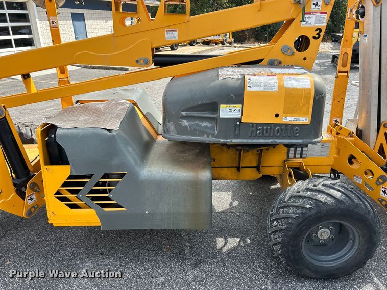 image for item ET3205 2015 Haulotte 45XA  boom lift