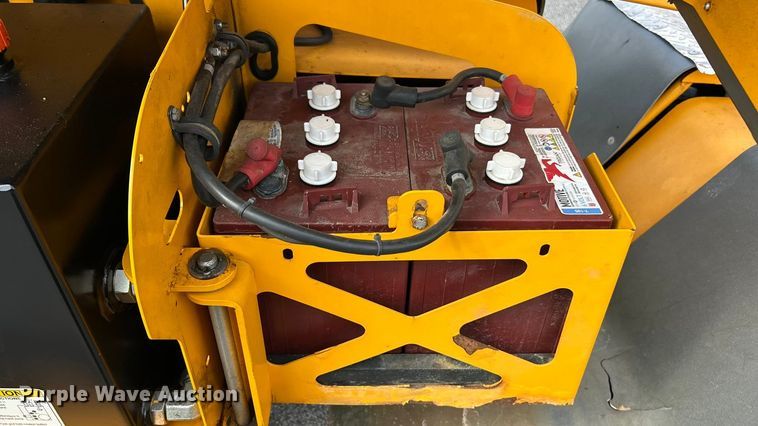 image for item ET3205 2015 Haulotte 45XA  boom lift