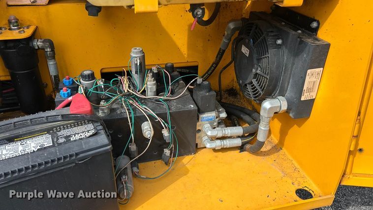 image for item ET3205 2015 Haulotte 45XA  boom lift