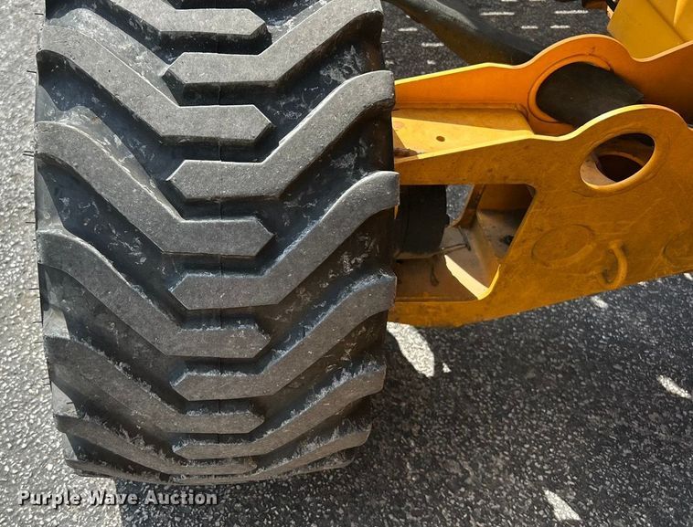 image for item ET3205 2015 Haulotte 45XA  boom lift